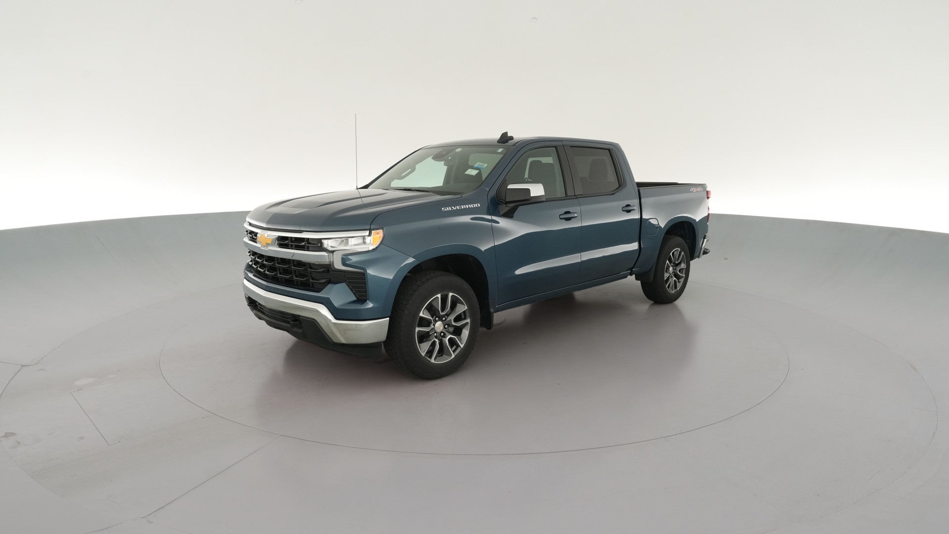 2024 Chevrolet Silverado 1500 Crew Cab vehicle photo