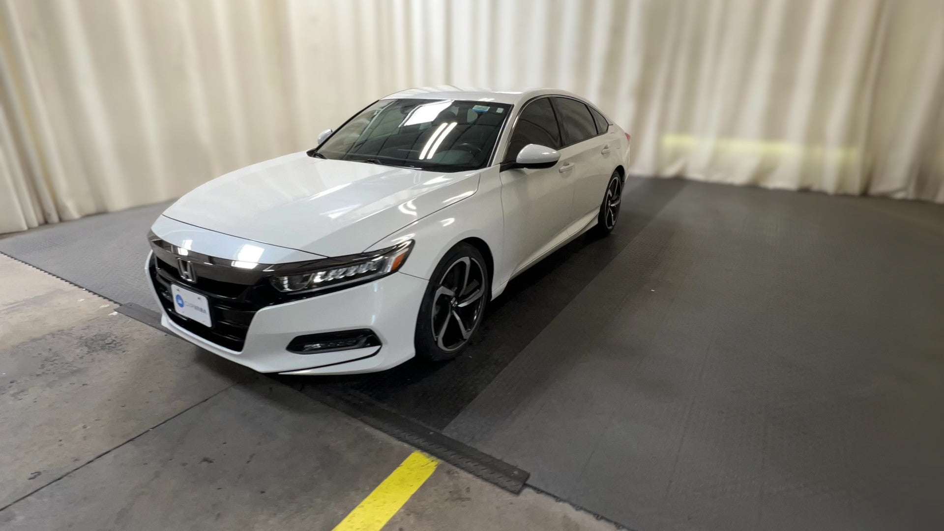 2018 Honda Accord vehicle photo