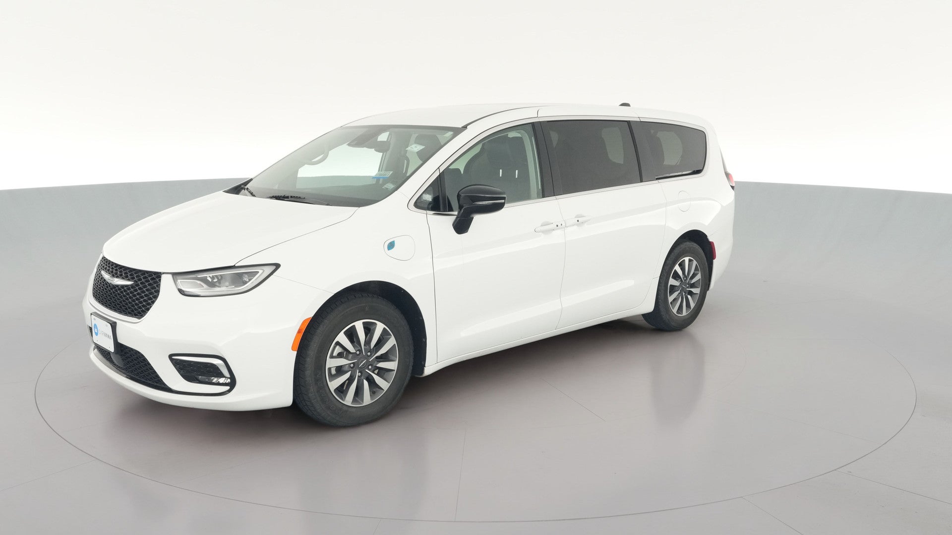 2024 Chrysler Pacifica Hybrid vehicle photo