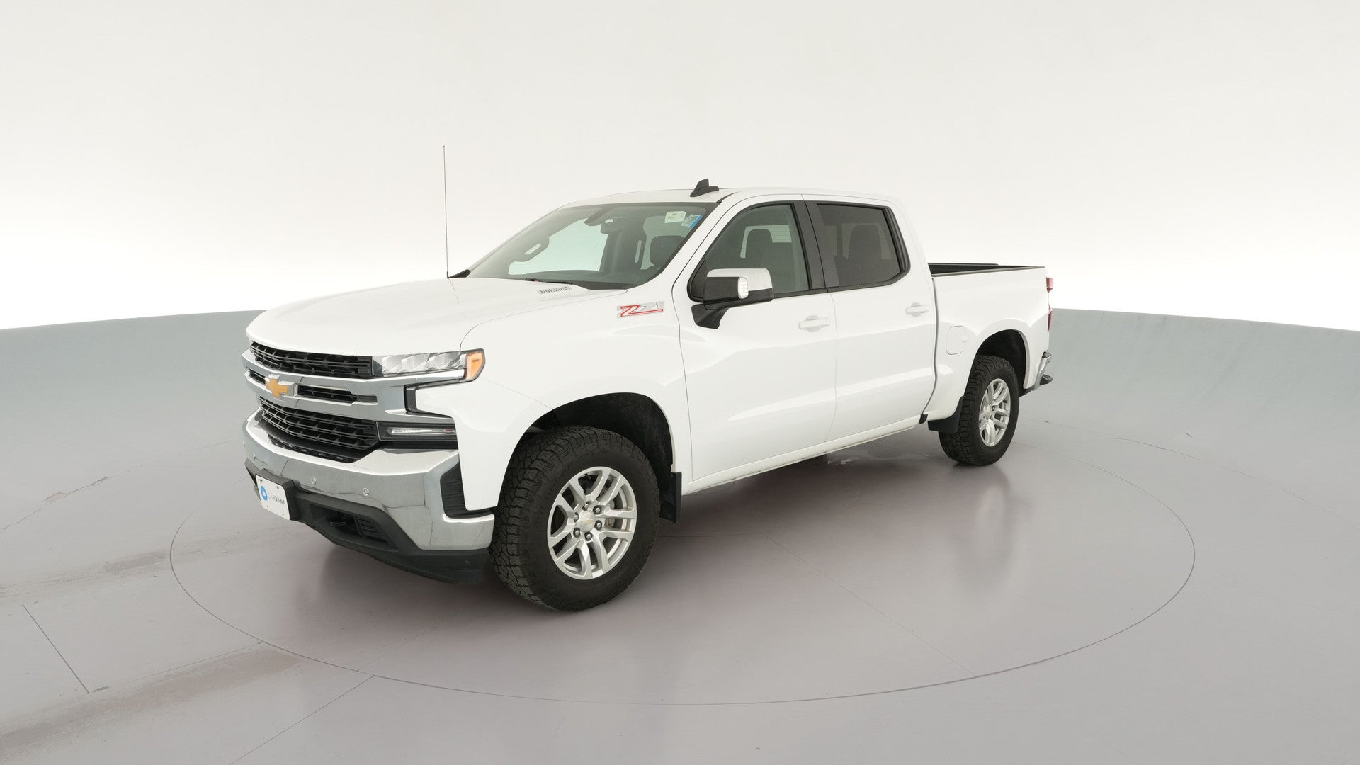 2020 Chevrolet Silverado 1500 Crew Cab vehicle photo
