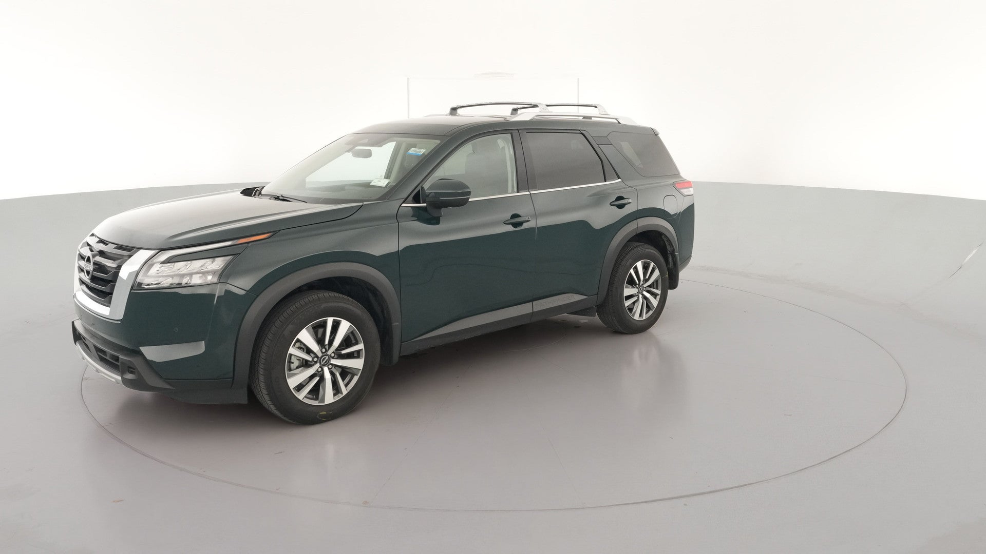 2025 Nissan Pathfinder vehicle photo