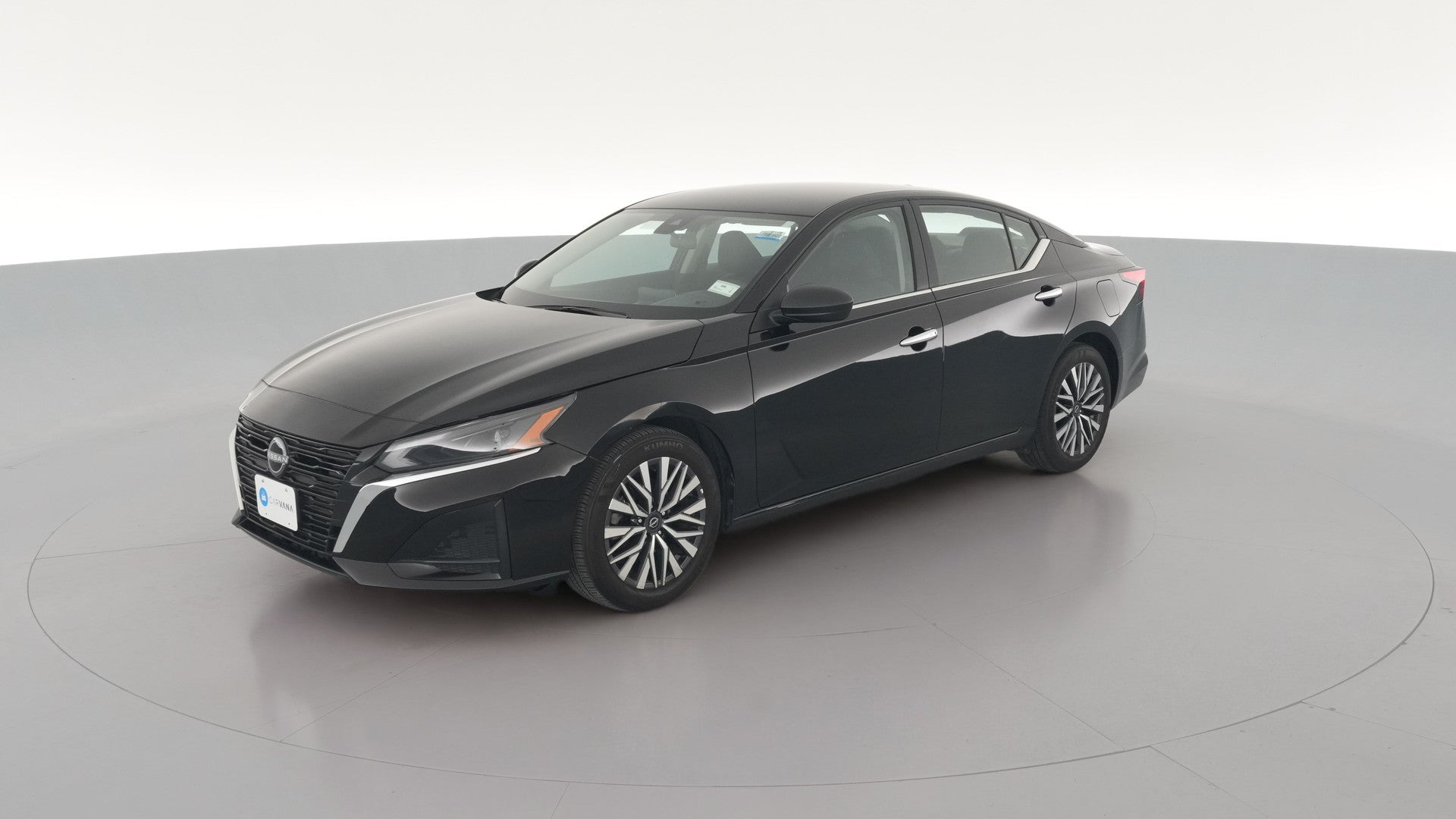 2025 Nissan Altima vehicle photo