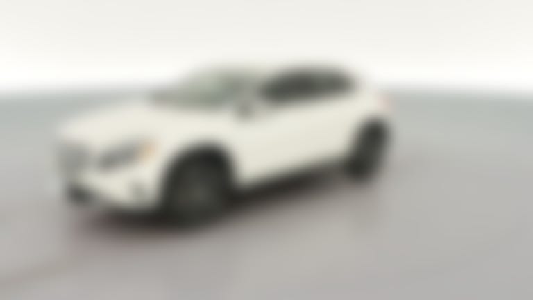 2017 Mercedes-Benz GLA vehicle photo
