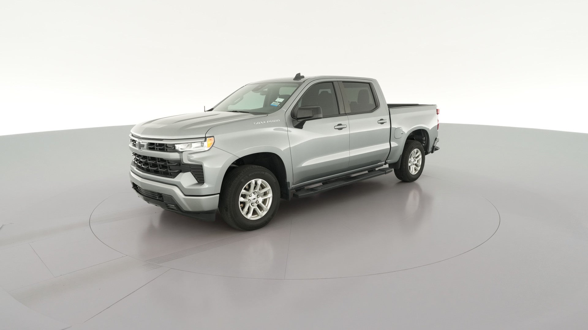 2024 Chevrolet Silverado 1500 Crew Cab vehicle photo