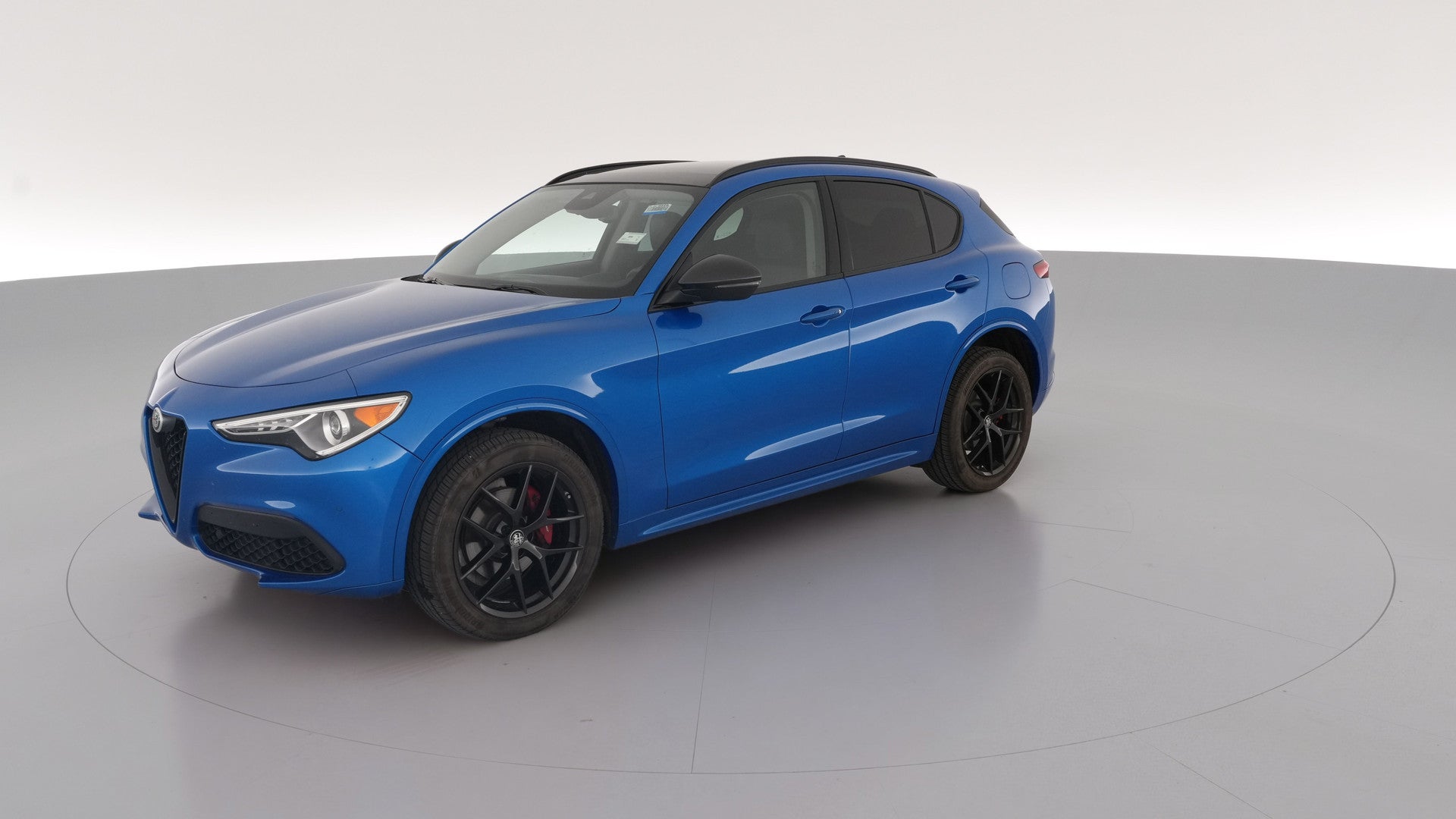 2020 Alfa Romeo Stelvio vehicle photo