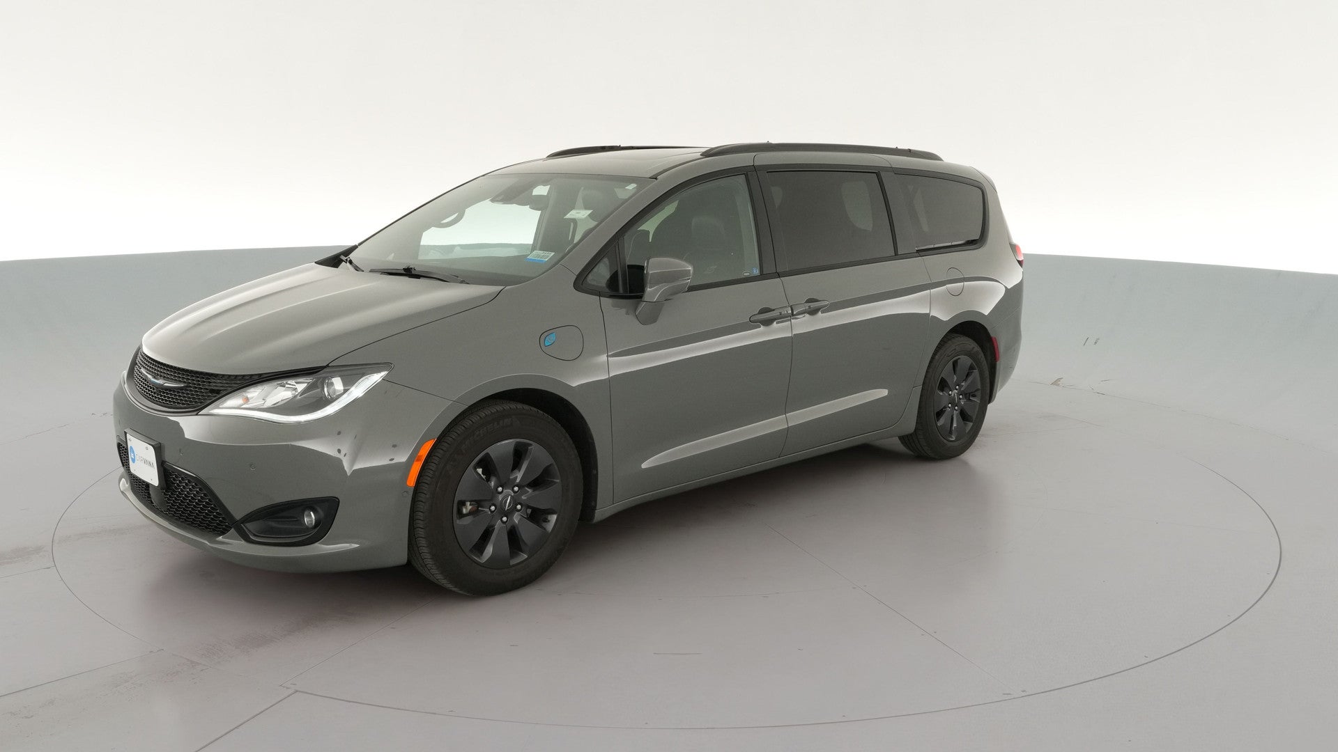 2020 Chrysler Pacifica Hybrid vehicle photo
