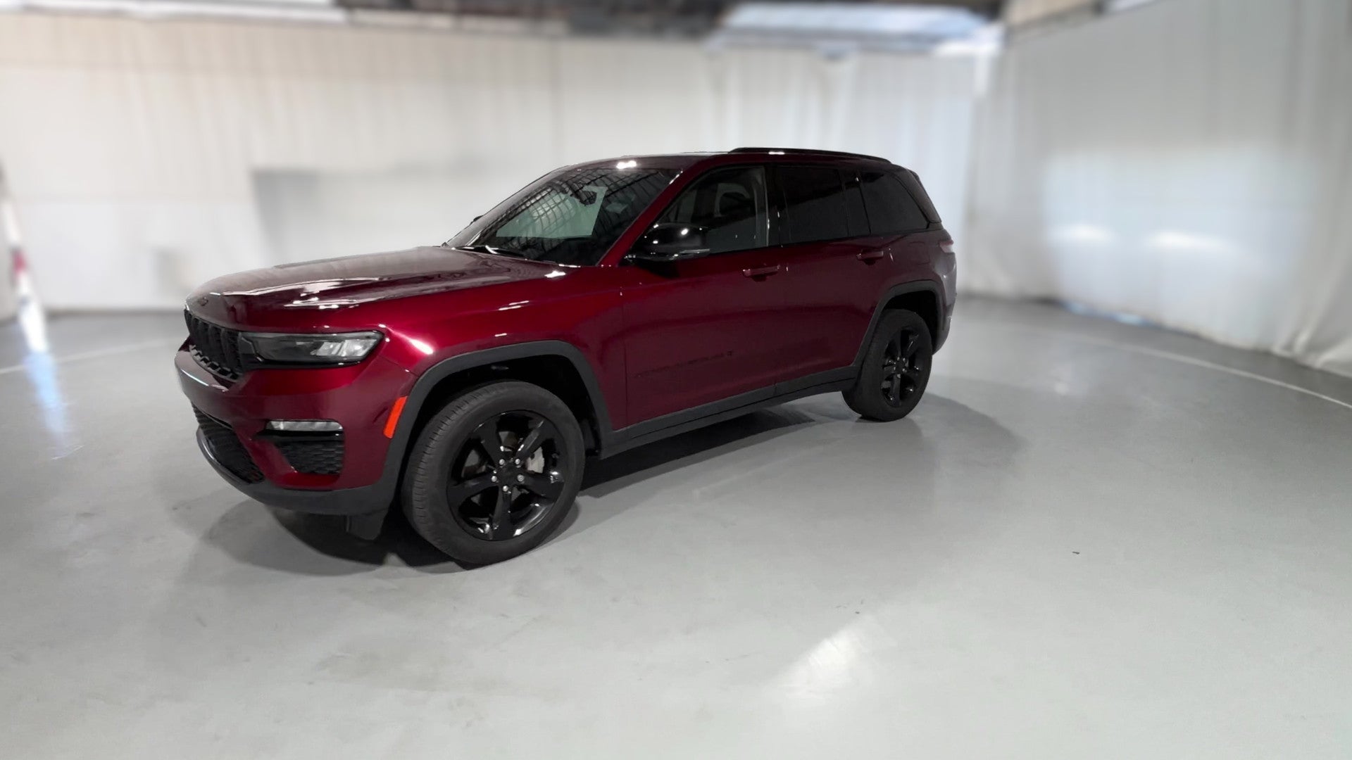 2023 Jeep Grand Cherokee vehicle photo