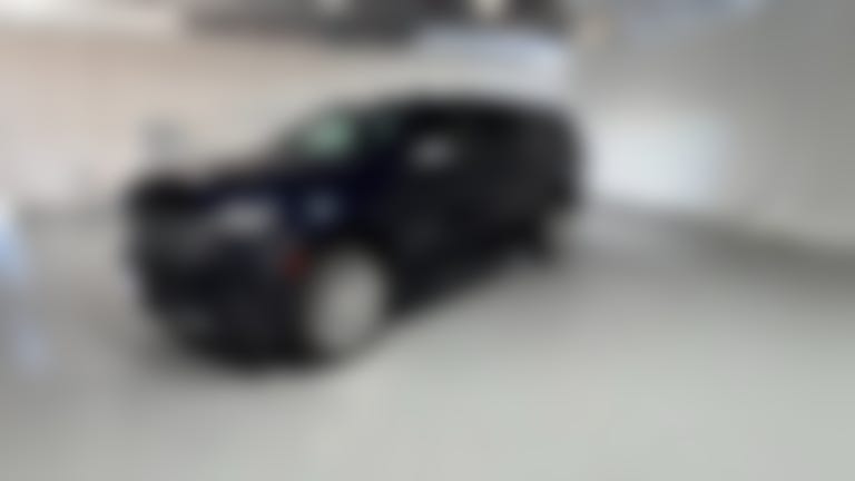 2021 Chevrolet Suburban vehicle photo