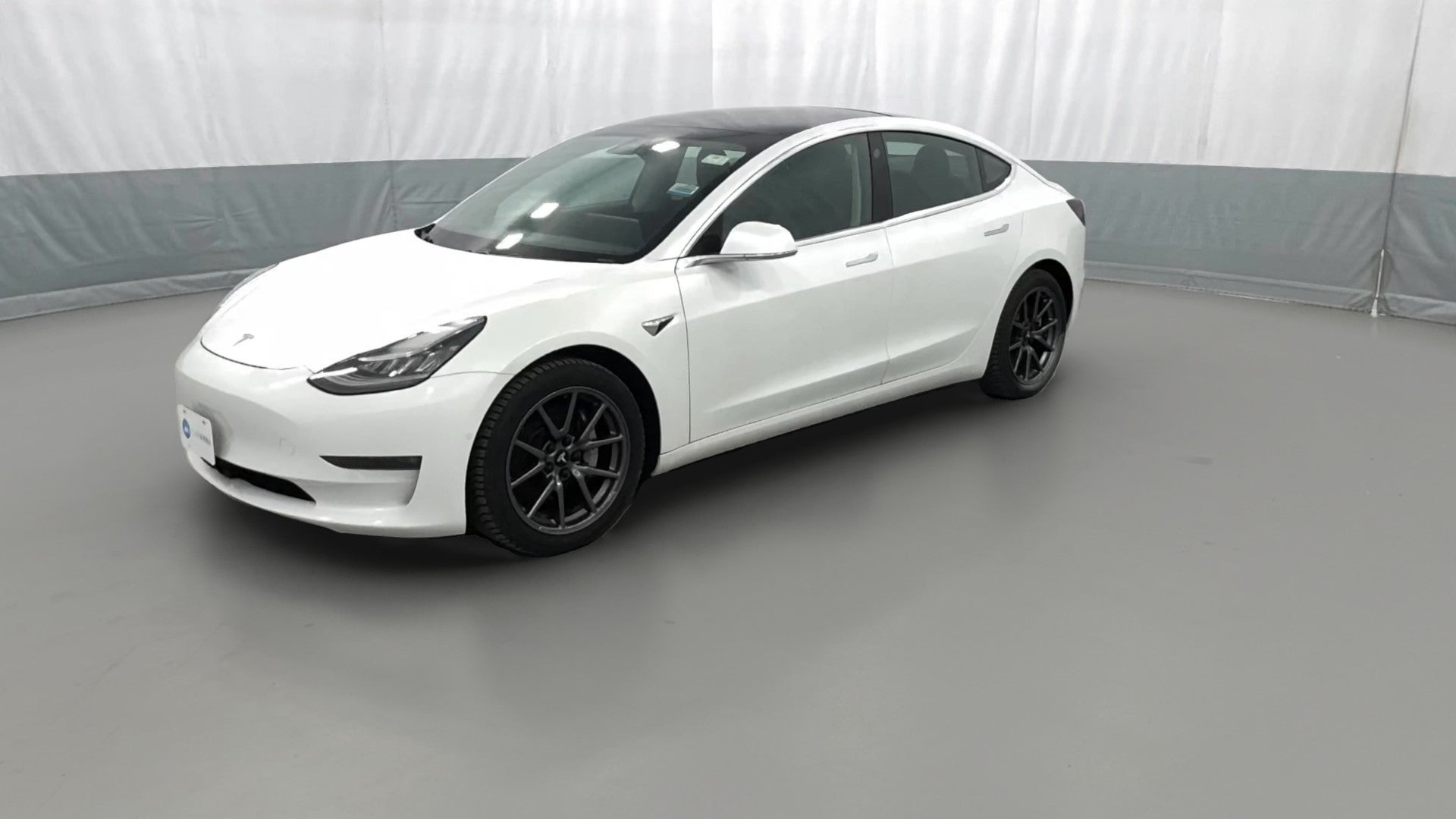 2020 Tesla Model 3 vehicle photo