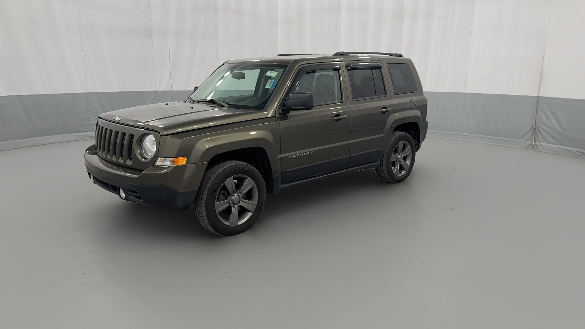 2015 Jeep Patriot vehicle photo