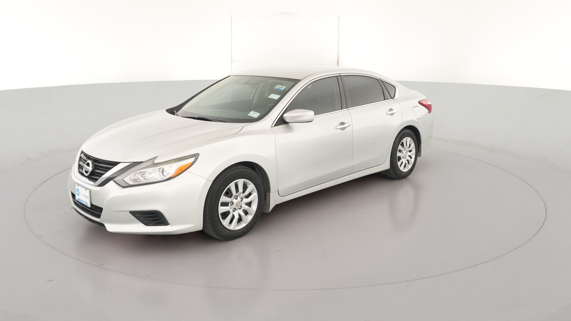 2018 Nissan Altima vehicle photo