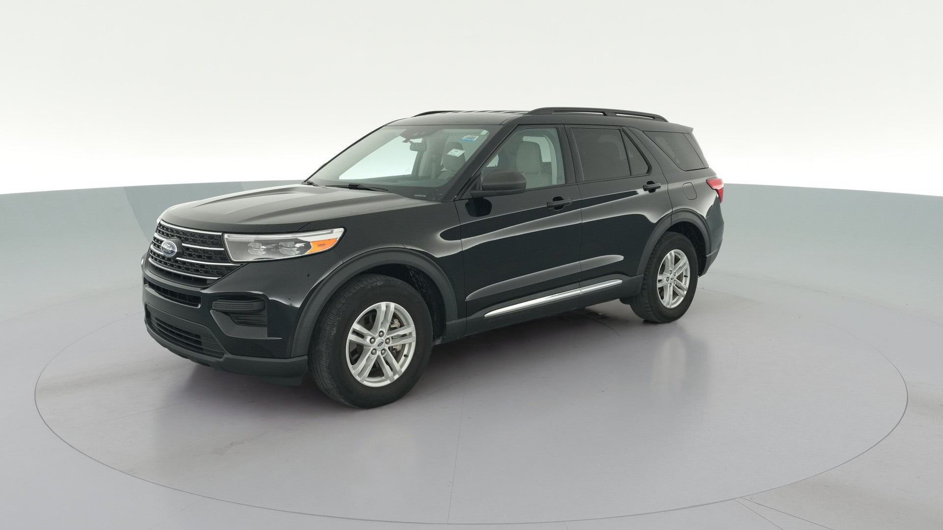 2024 Ford Explorer vehicle photo