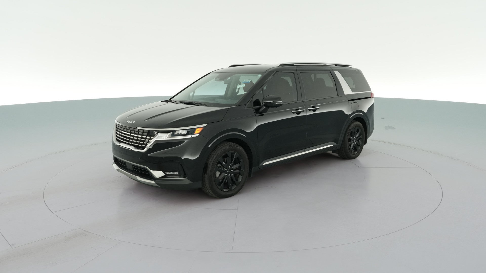 2024 Kia Carnival vehicle photo