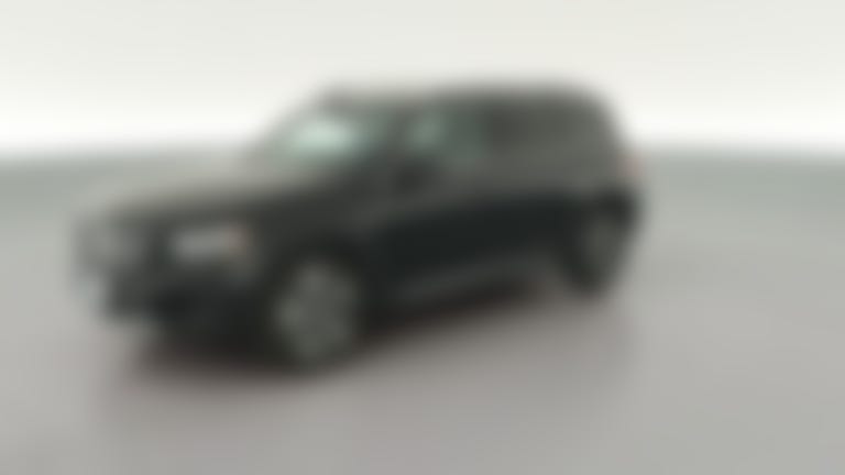 2025 Mercedes-Benz GLB vehicle photo