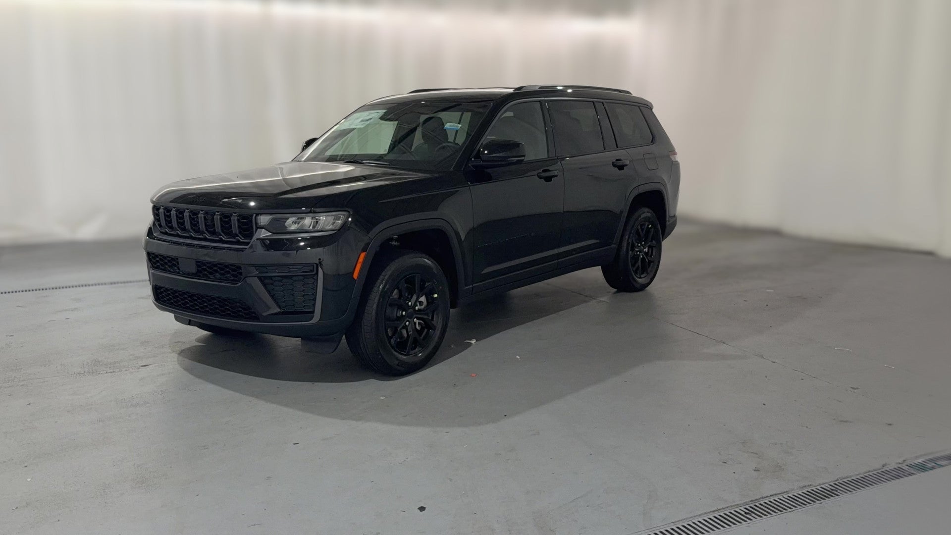 2026 Jeep Grand Cherokee L vehicle photo