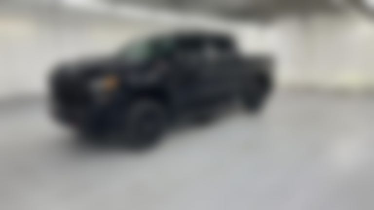 2024 Chevrolet Silverado 1500 Crew Cab vehicle photo
