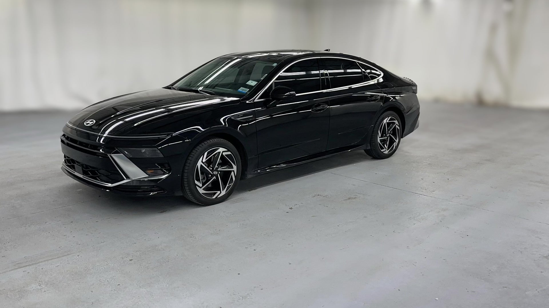 2025 Hyundai Sonata vehicle photo