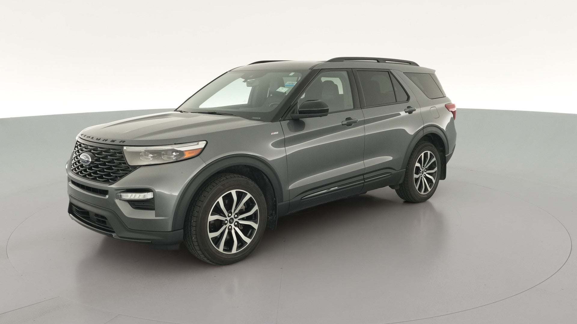 2022 Ford Explorer vehicle photo