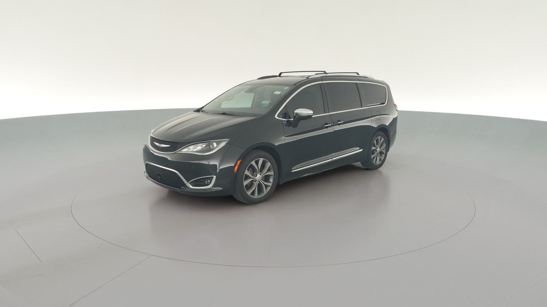 2017 Chrysler Pacifica vehicle photo