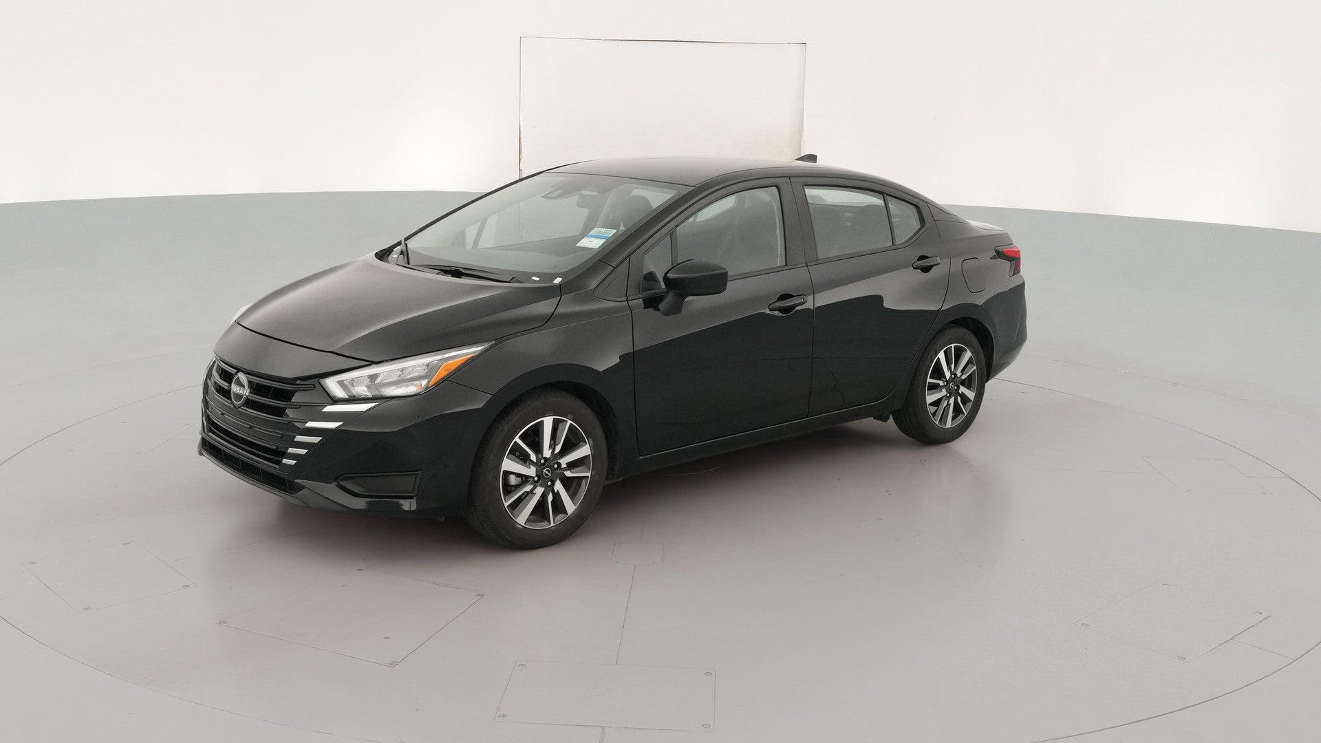2025 Nissan Versa vehicle photo