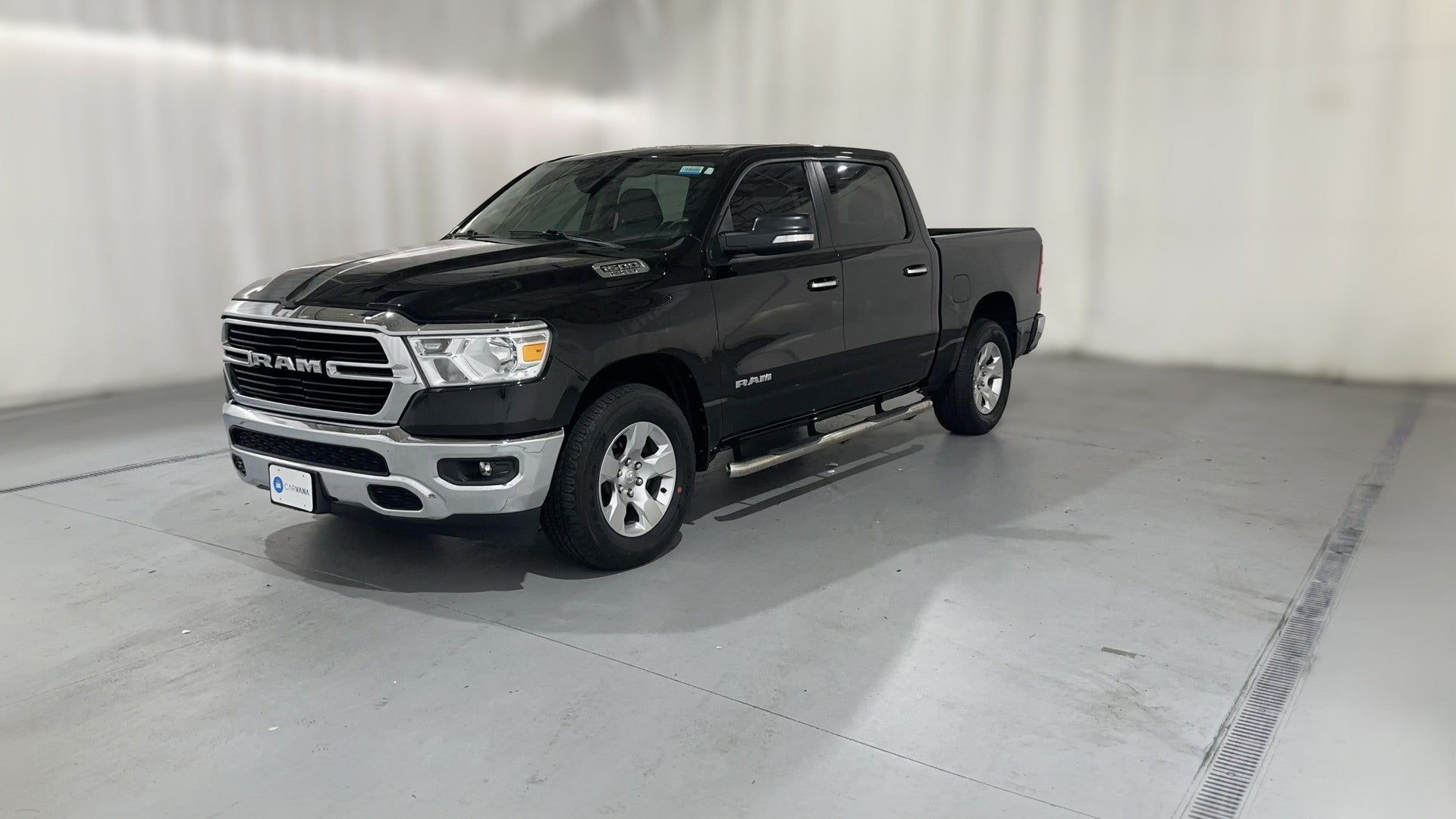 2019 Ram 1500 Crew Cab vehicle photo
