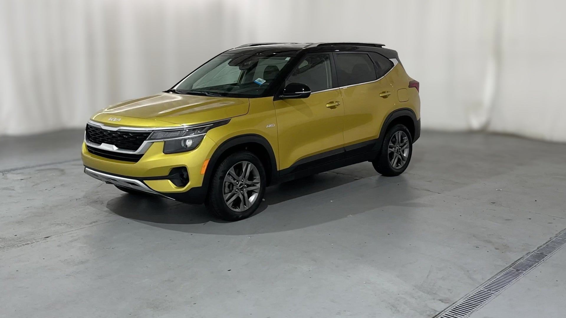 2023 Kia Seltos vehicle photo