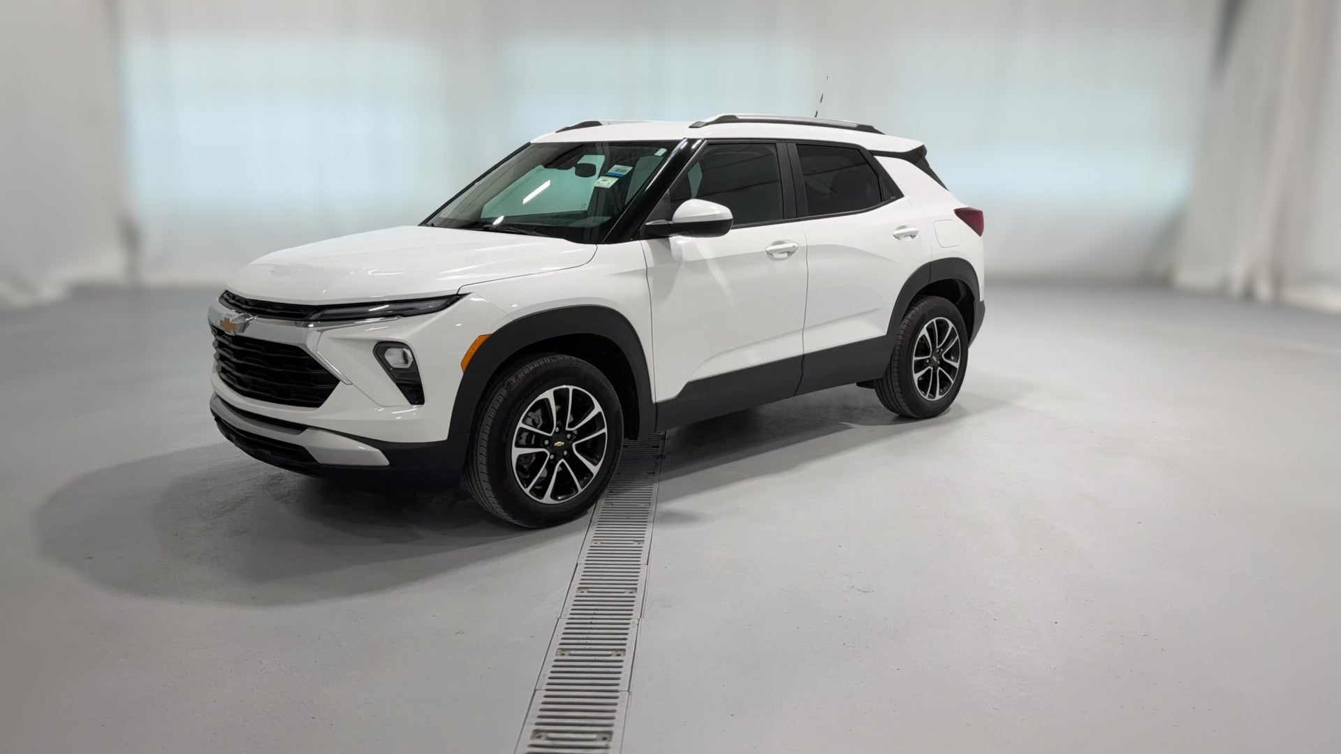2025 Chevrolet Trailblazer vehicle photo