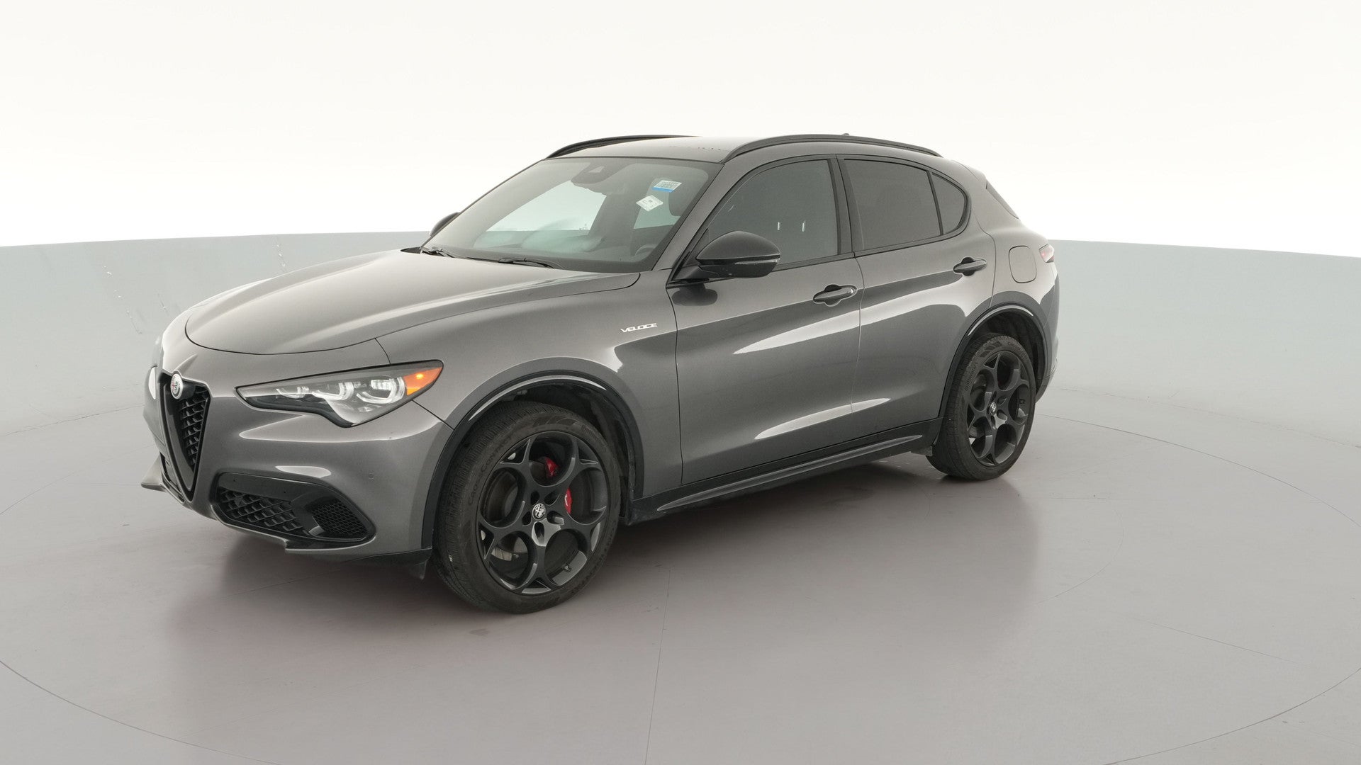 2024 Alfa Romeo Stelvio vehicle photo