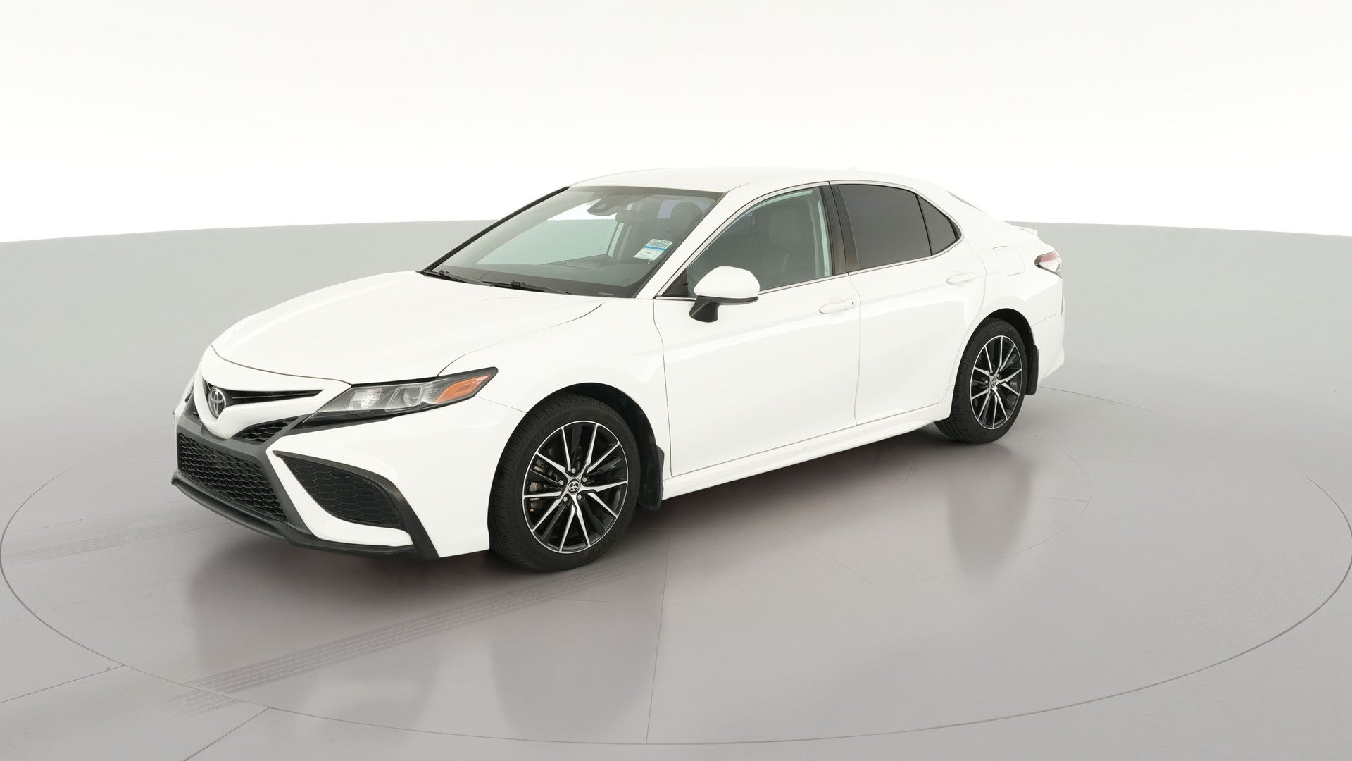 2021 Toyota Camry vehicle photo