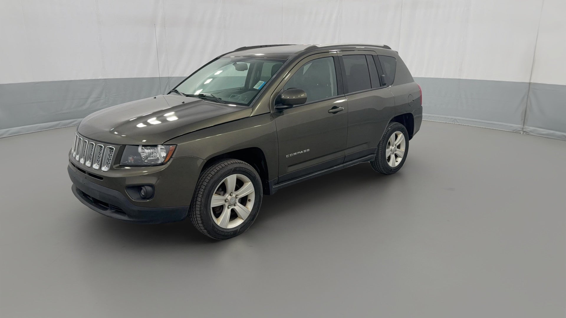 2016 Jeep Compass vehicle photo