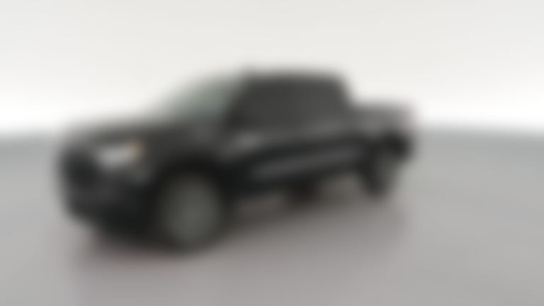 2022 Chevrolet Silverado 1500 Crew Cab vehicle photo