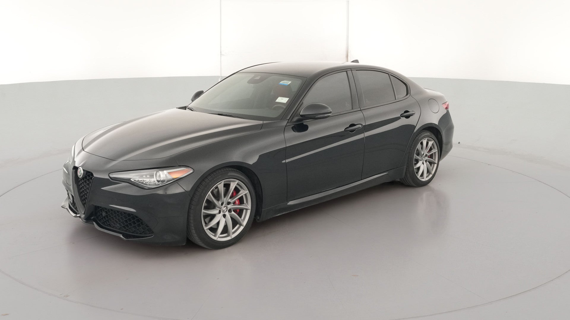 2023 Alfa Romeo Giulia vehicle photo
