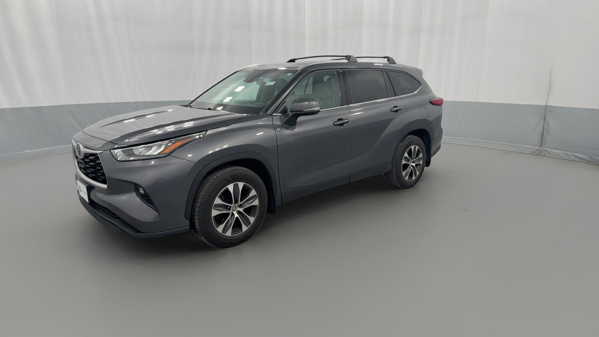2020 Toyota Highlander vehicle photo