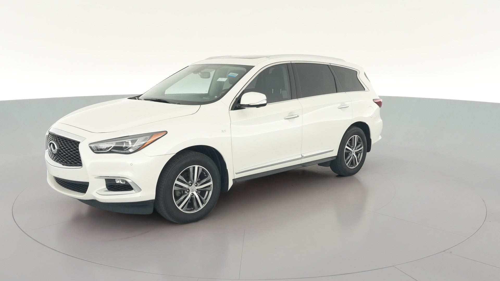 2018 INFINITI QX60 vehicle photo