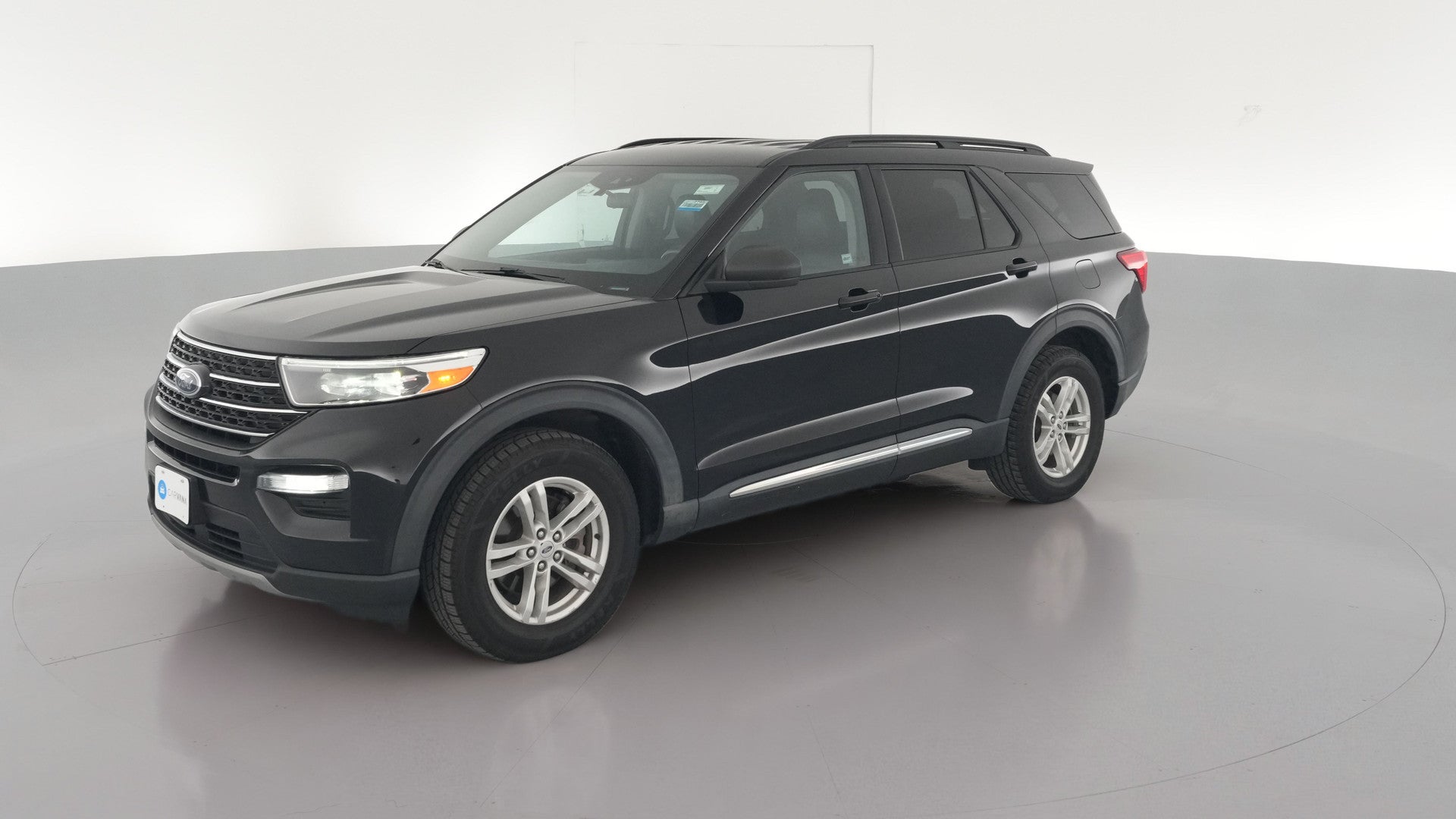 2021 Ford Explorer vehicle photo