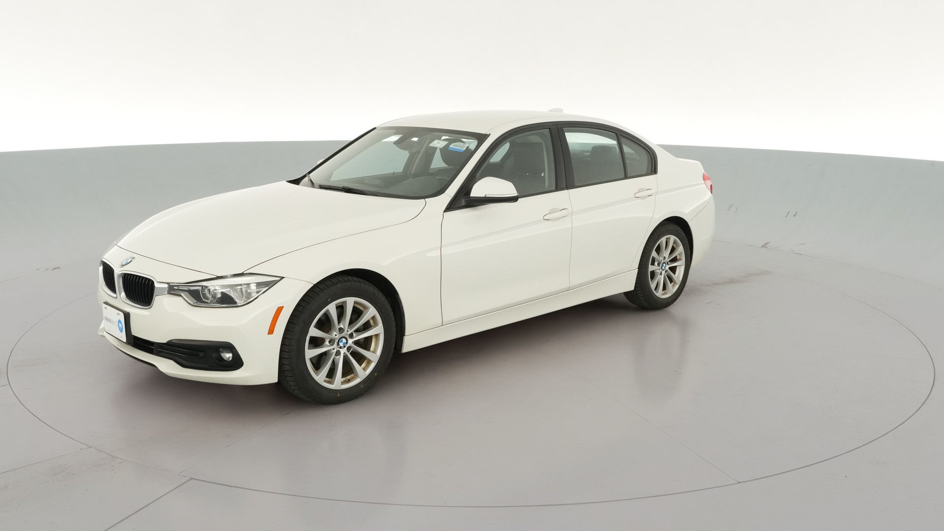 2018 BMW 3 Series vehicle photo