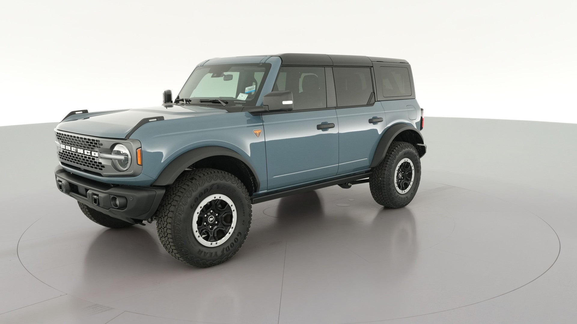 2025 Ford Bronco vehicle photo