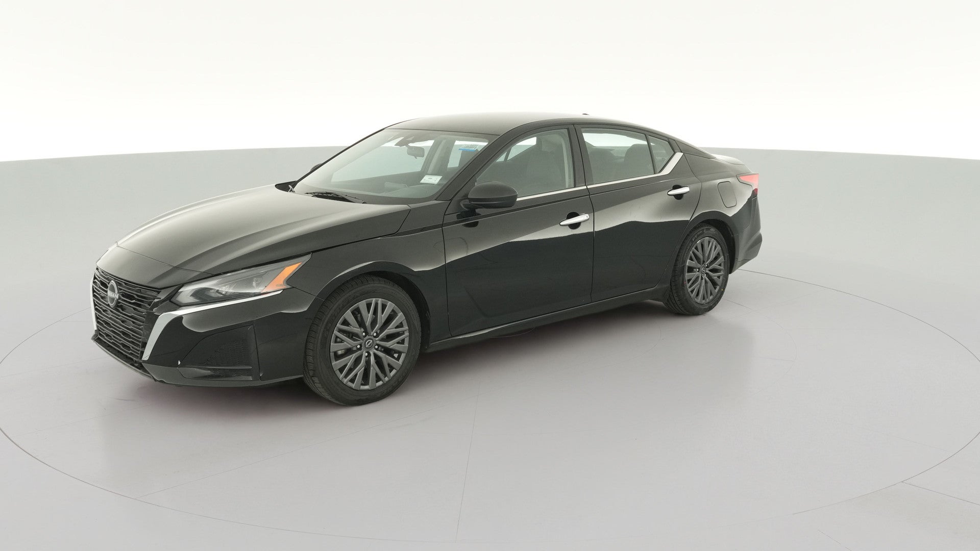 2024 Nissan Altima vehicle photo
