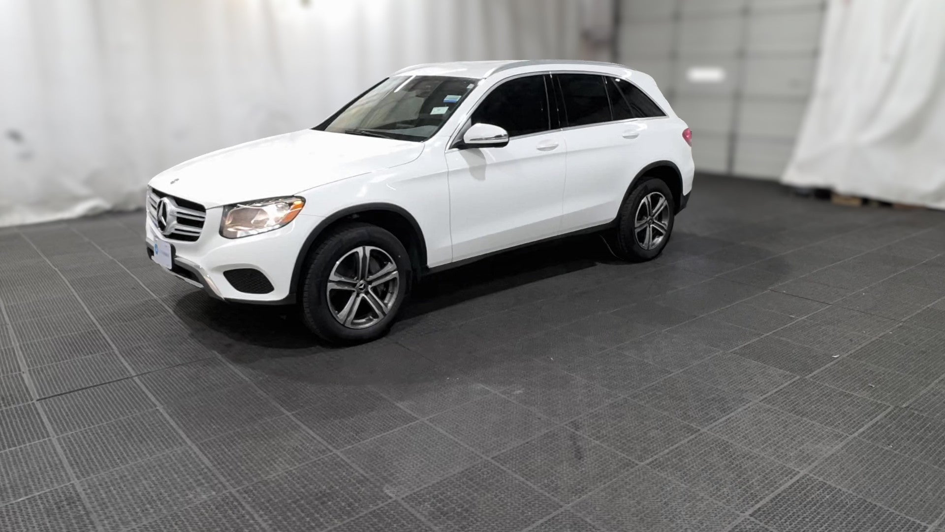 2018 Mercedes-Benz GLC vehicle photo