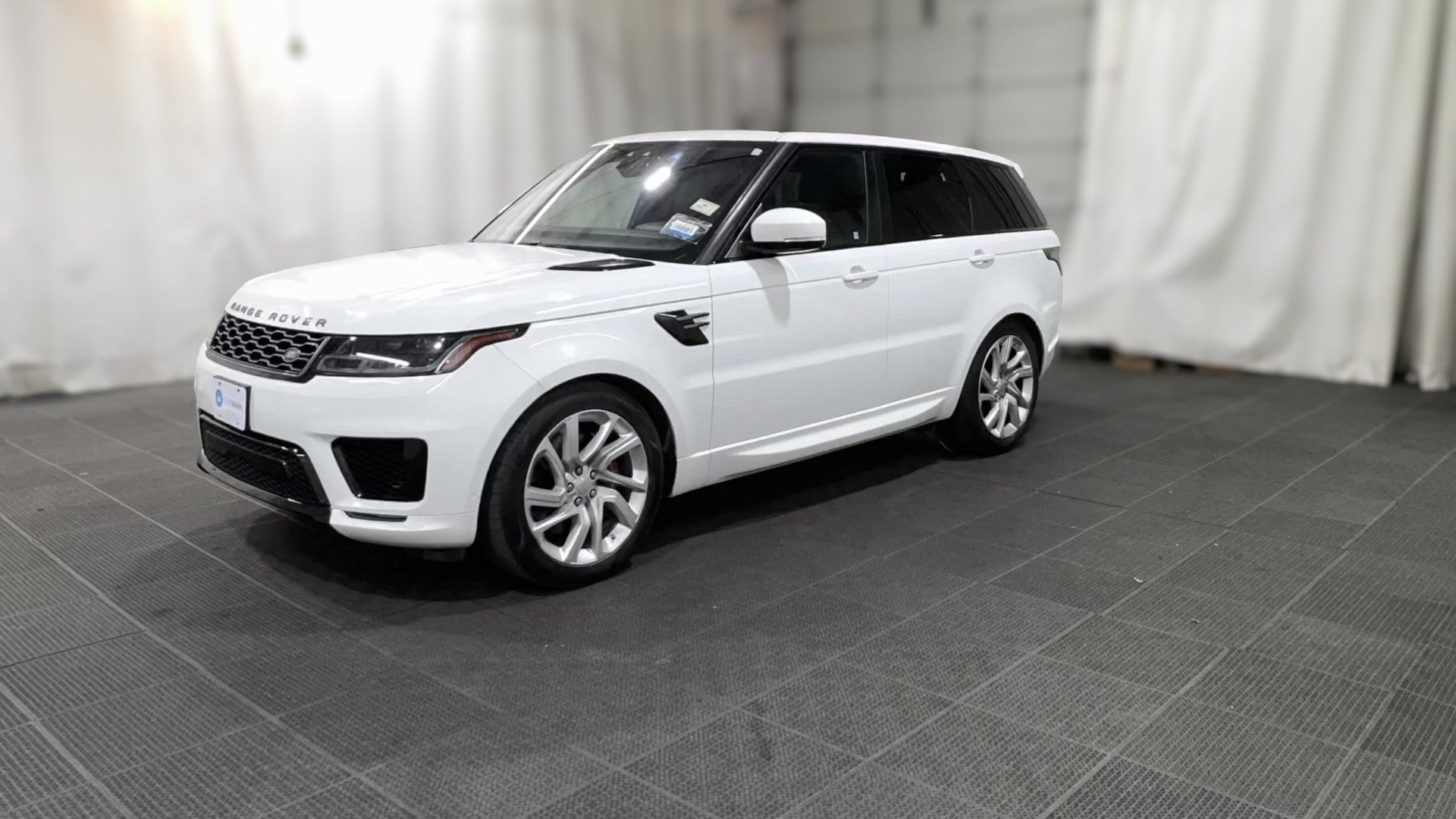 2019 Land Rover Range Rover Sport vehicle photo