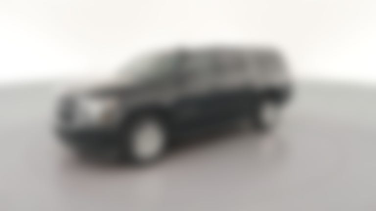 2018 Chevrolet Suburban vehicle photo