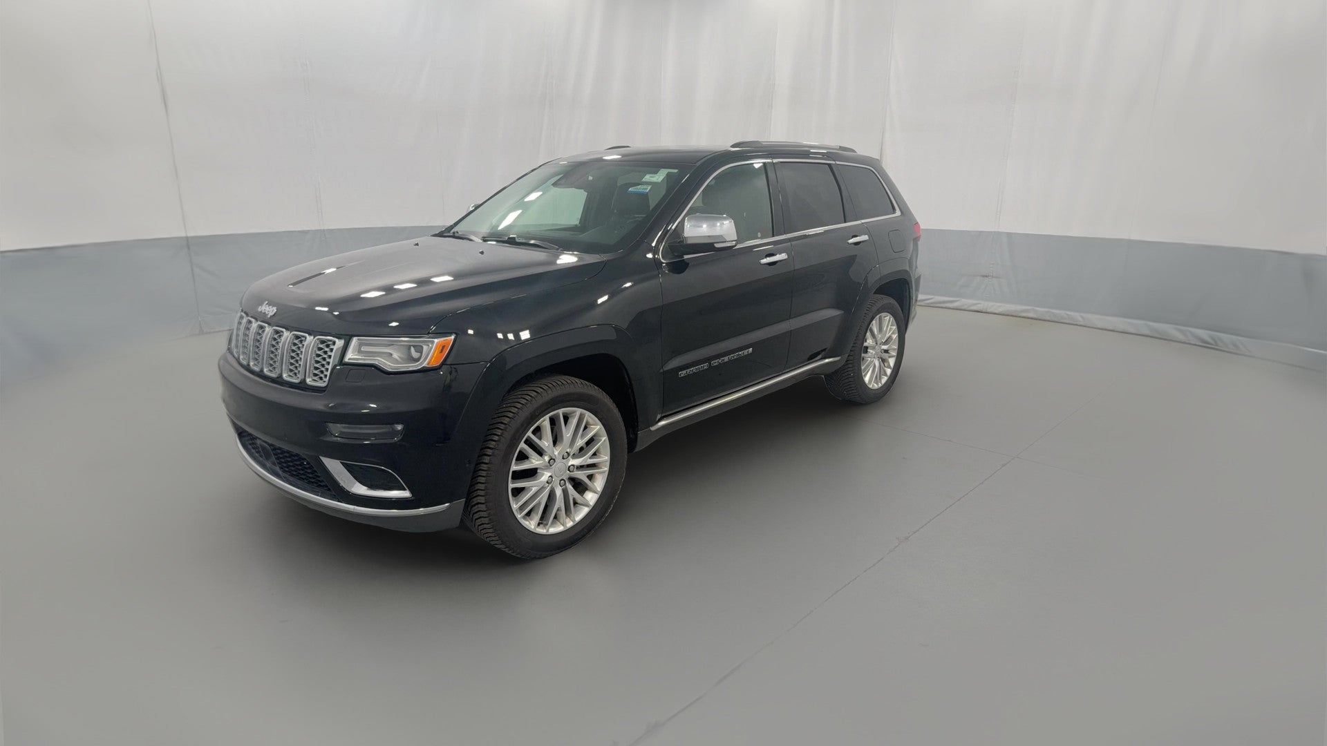 2018 Jeep Grand Cherokee vehicle photo