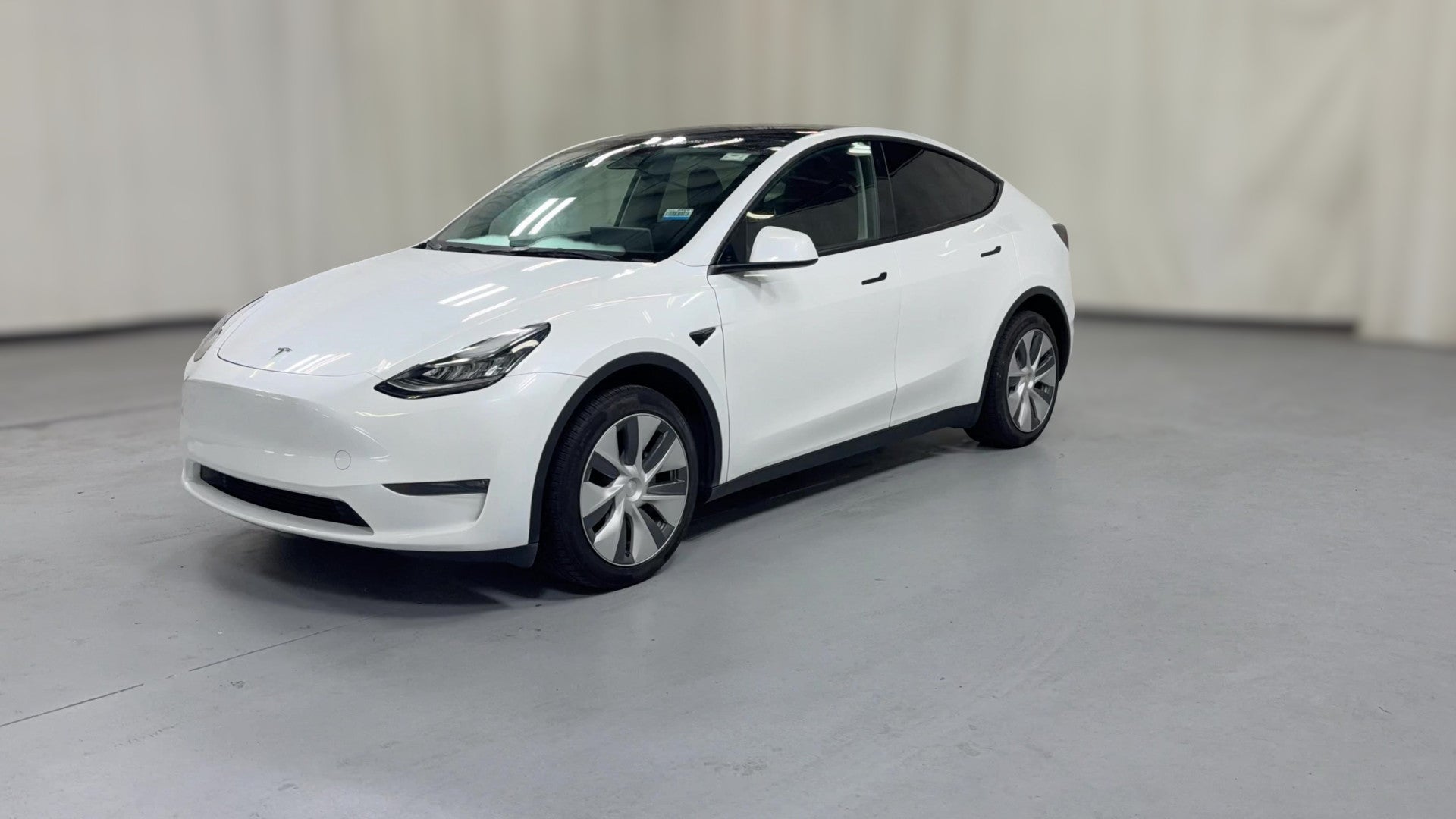 2023 Tesla Model Y vehicle photo