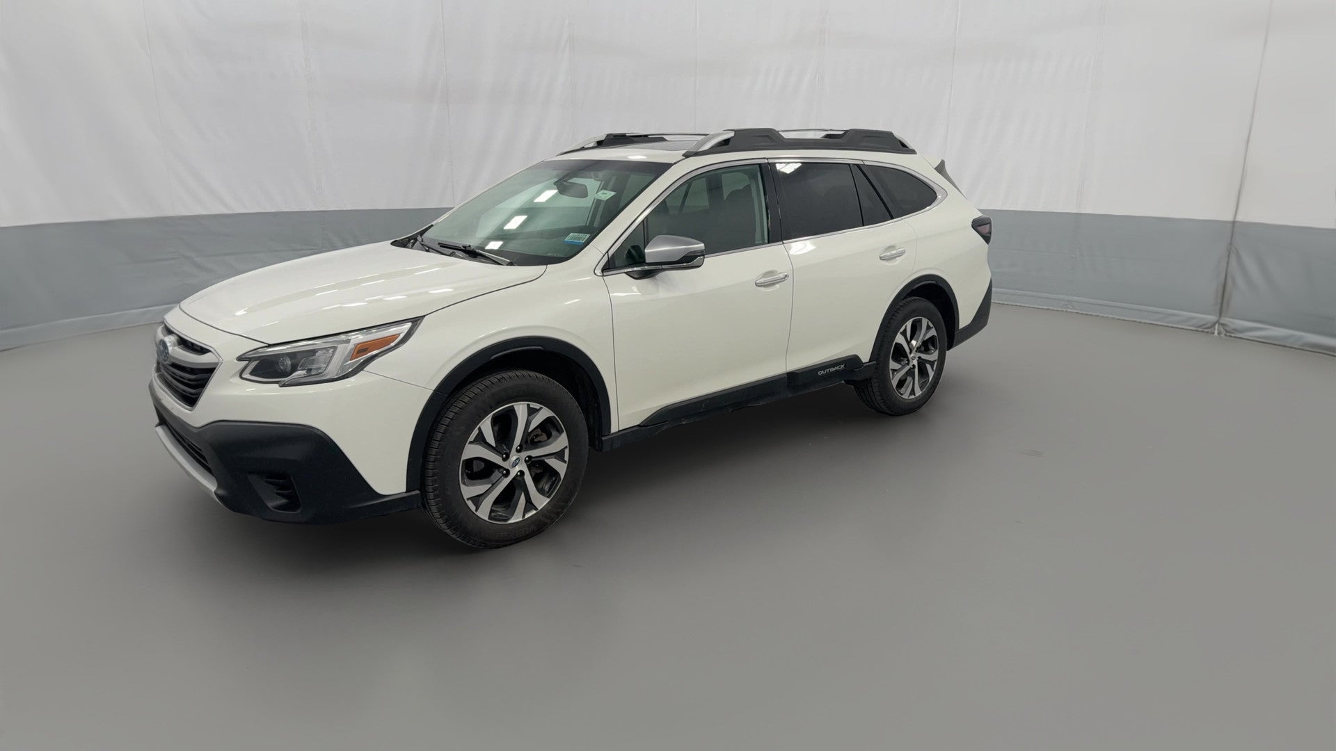 2021 Subaru Outback vehicle photo
