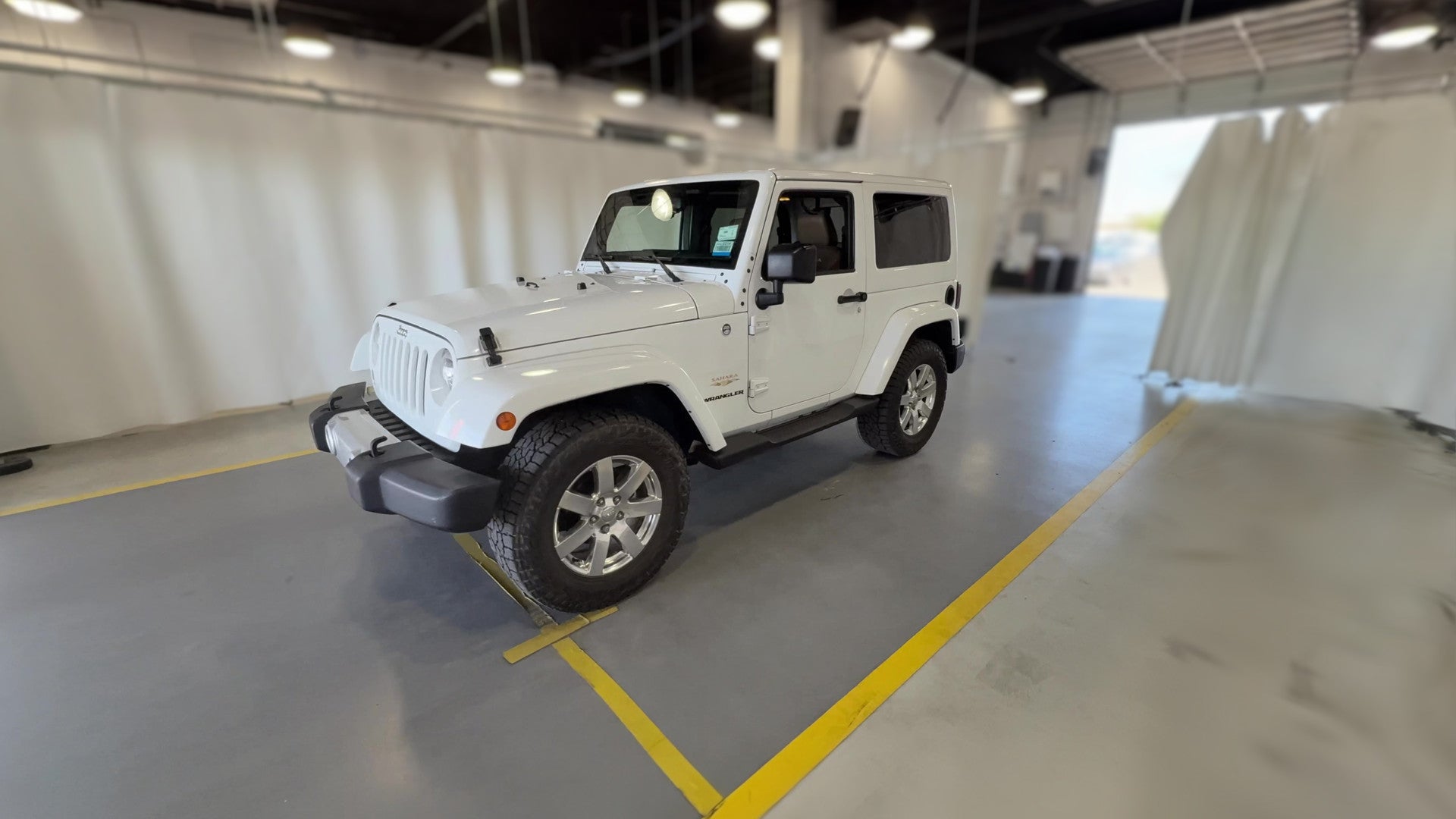 2014 Jeep Wrangler vehicle photo