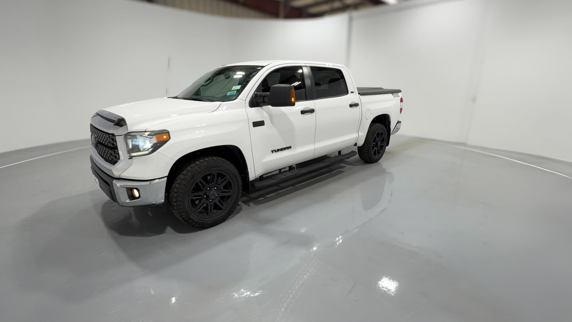 2019 Toyota Tundra CrewMax vehicle photo