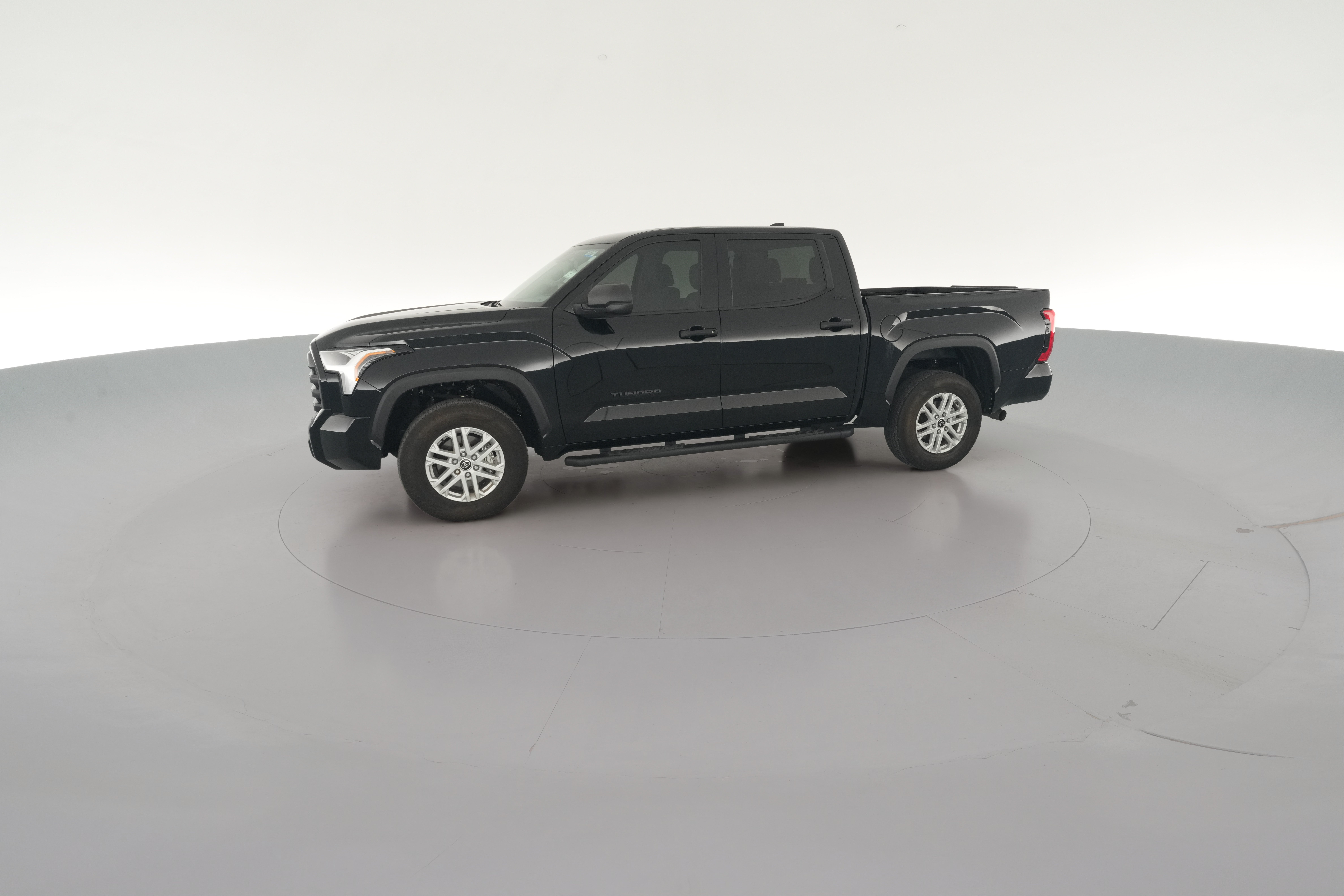 2024 Toyota Tundra SR5 - Photo 25