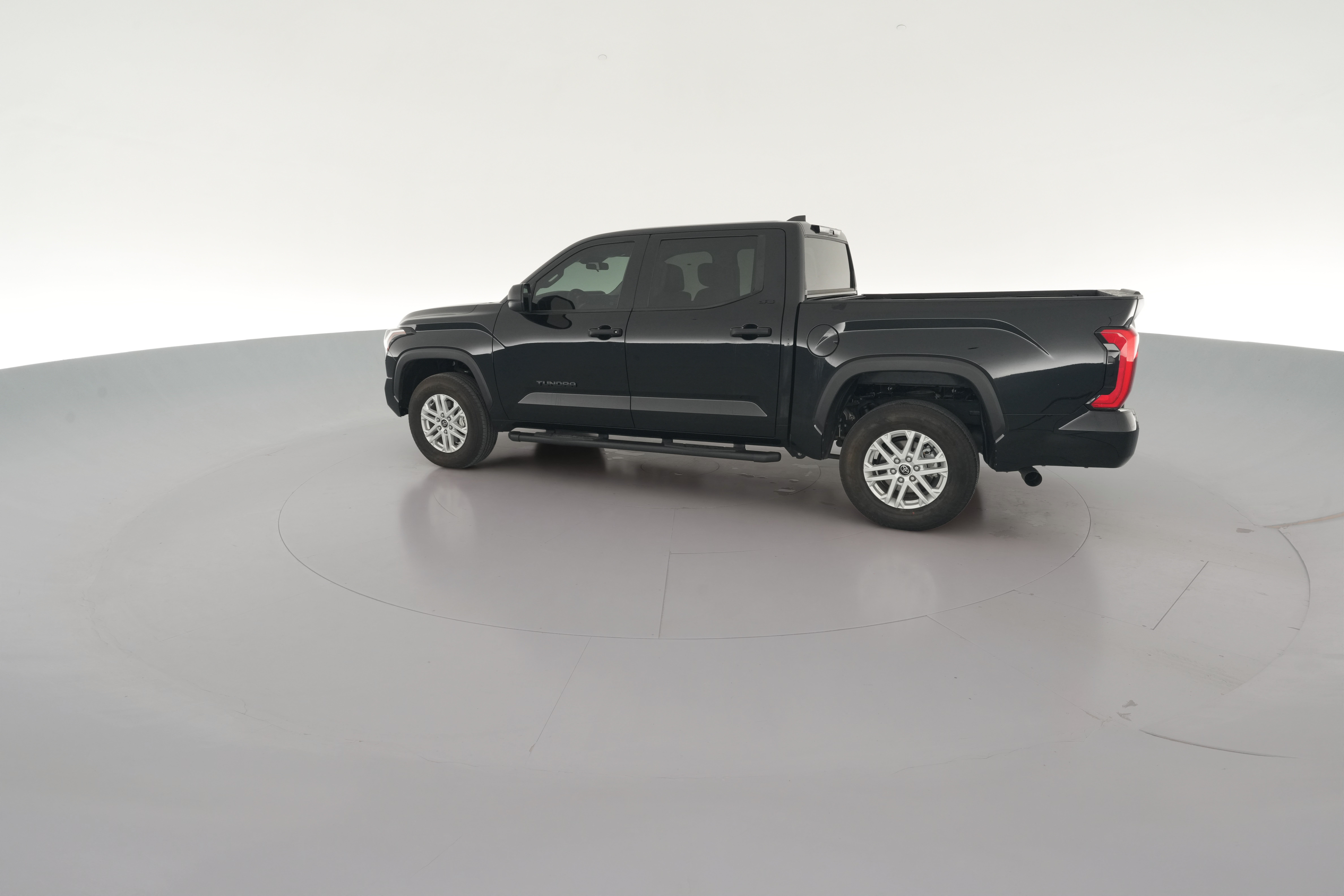 2024 Toyota Tundra SR5 - Photo 27