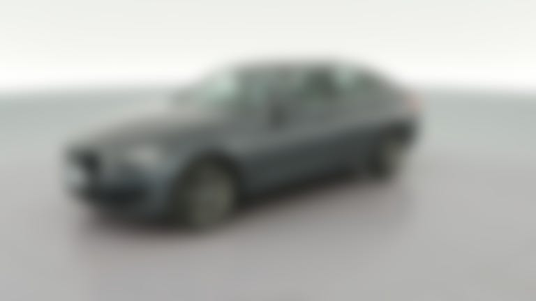 2018 BMW 3 Series vehicle photo