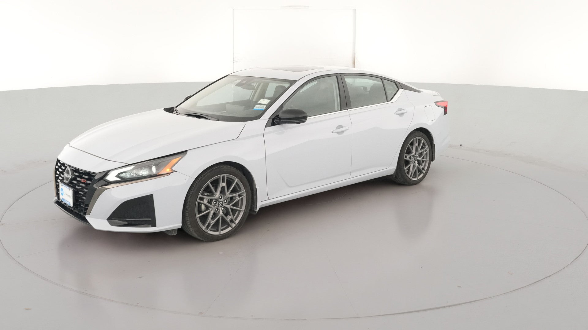 2024 Nissan Altima vehicle photo